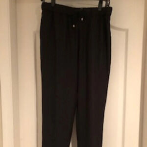 Ivanka Trump Sporty Pull On Pants w Elasticized Waist + Drawstring Black Sz 6